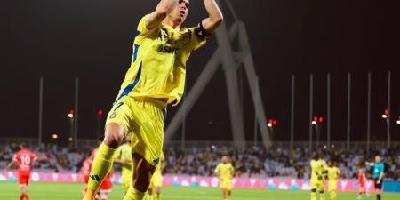 ماذا فعل كريستيانو رونالدو مع جماهير النصر بعد صافرات الاستهجان ضد ماني؟ - ميديا سبورت