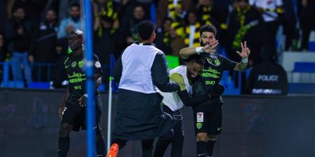 الاتحاد يتعثر أمام الخليج في روشن - ميديا سبورت