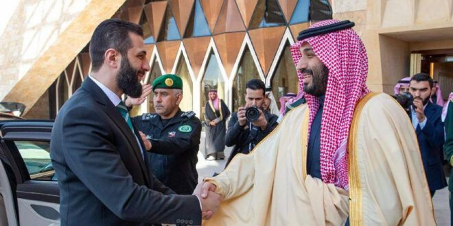 ولي العهد السعودي الأمير محمد بن سلمان يستقبل الرئيس الشرع في الرياض - ميديا سبورت