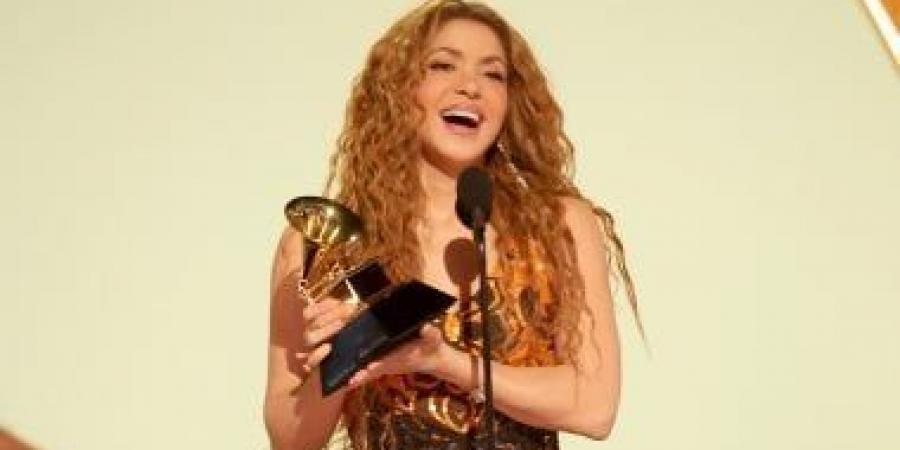 شاكيرا بعد فوزها بالـ Grammy: إلى كل النساء أنتم ذئاب حقيقية - ميديا سبورت