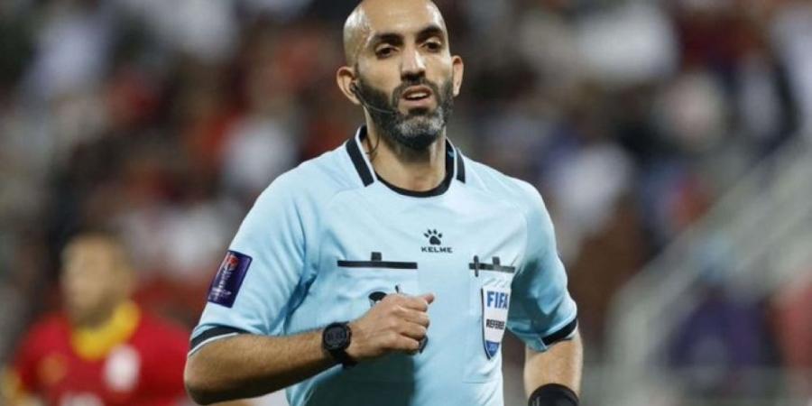 شهد على وداع الزعيم.. من هو أحمد العلي حكم مباراة الهلال والوصل؟ - ميديا سبورت