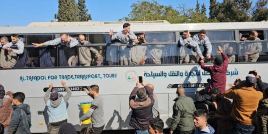 بالأسماء: قائمة الأسرى الفلسطينيين المقرر الإفراج عنهم اليوم السبت من السجون الإسرائيلية - ميديا سبورت