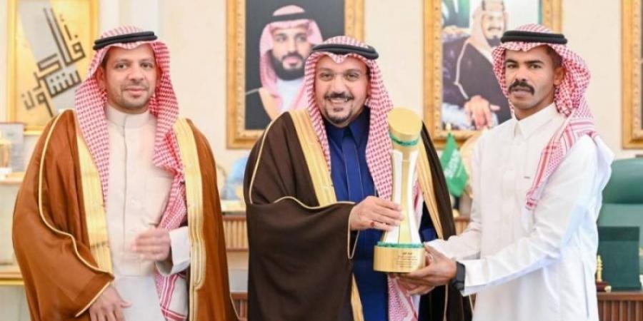 أمير القصيم يستقبل الفارس محمد الدهام ويشيد بإنجازه في تحدي الخيالة العالمي بكأس السعودية - ميديا سبورت