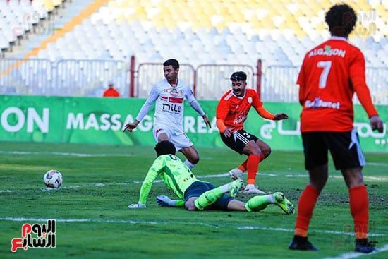 محمد شحاتة لاعب الزمالك خلال مباراة فاركو